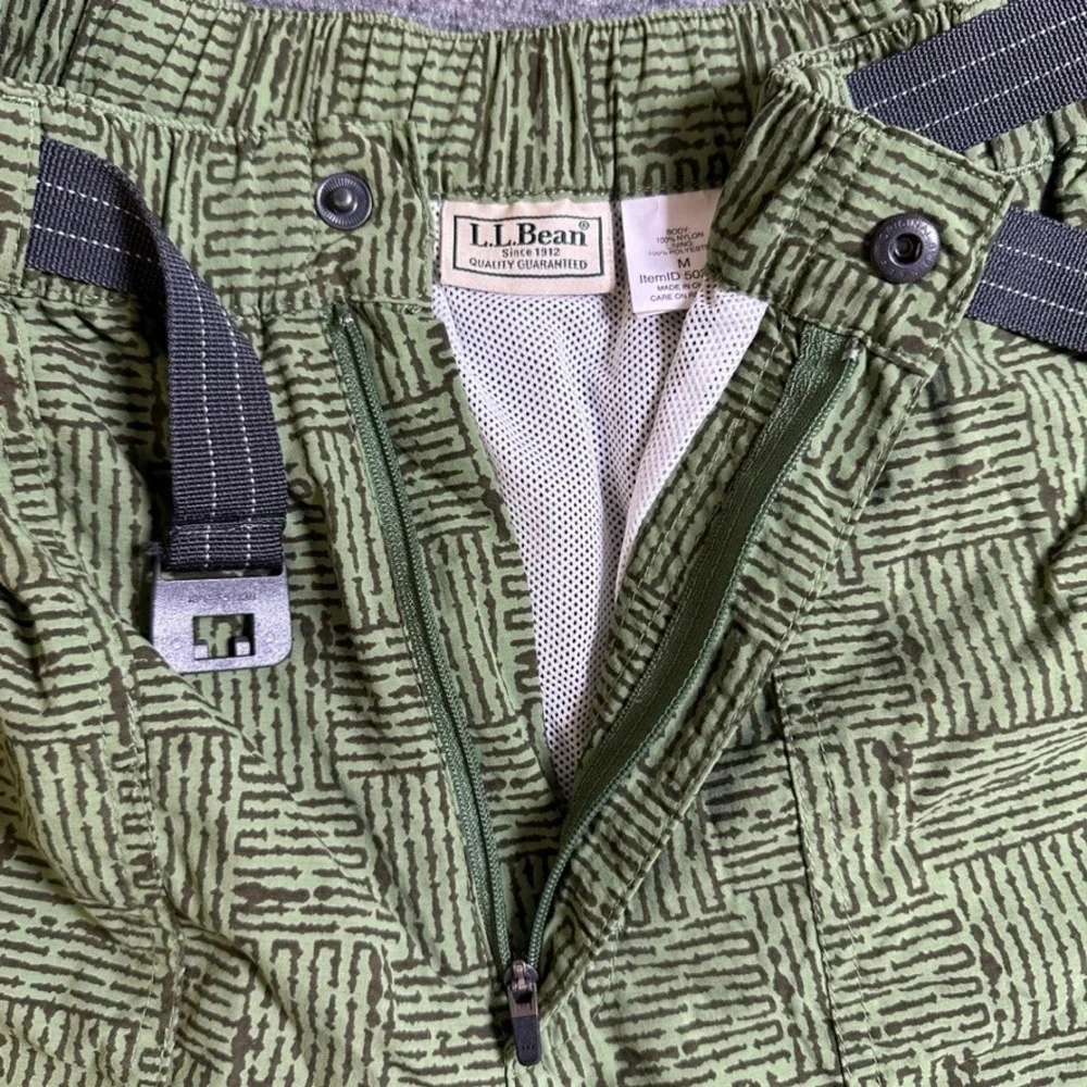 LL Bean Mens Green Patterned Nylon Belted Cargo Shorts Size M 502021